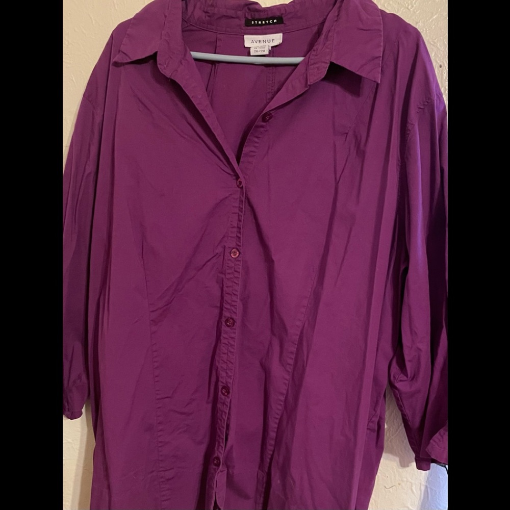 Plum 3/4 sleeve button up